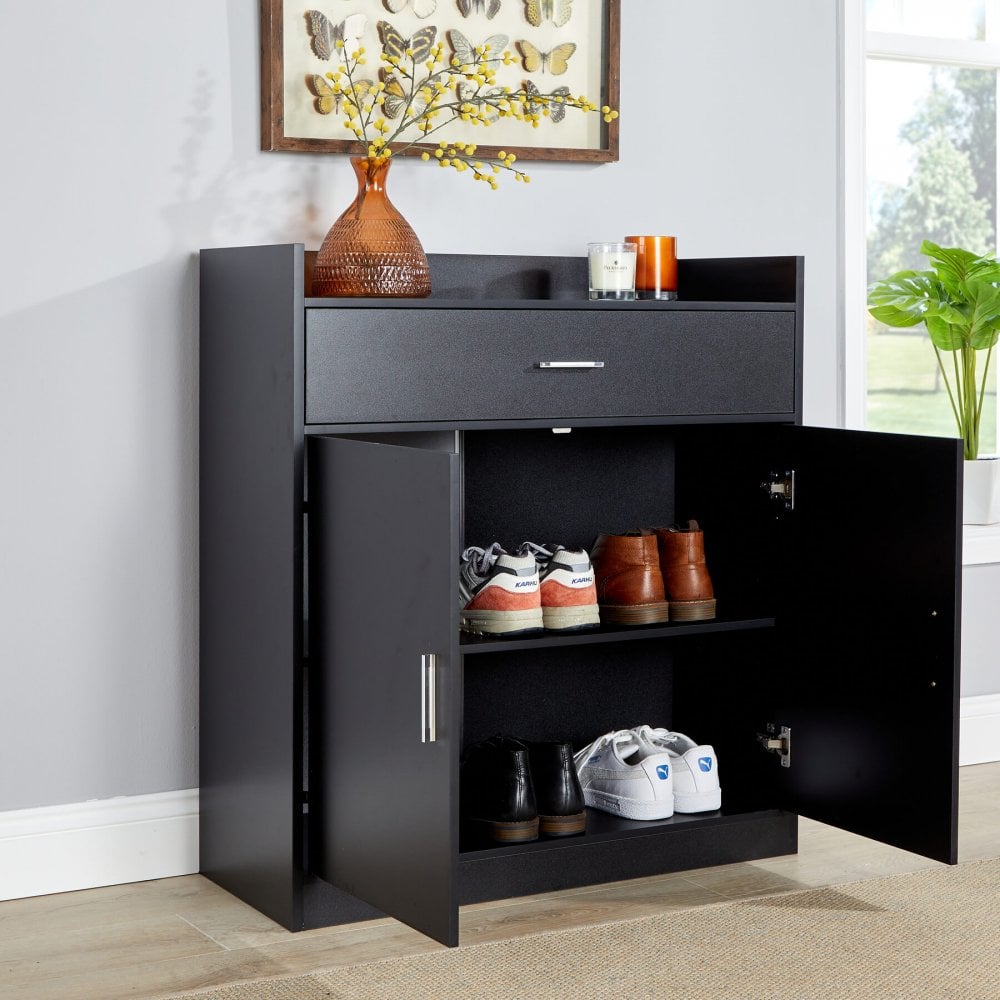 MDF vs. Solid Wood Hallway Cabinets: Which is Best for You?