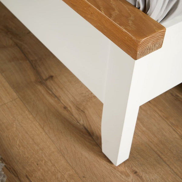 Easton 4ft6 Solid Oak Veneer Double Bed