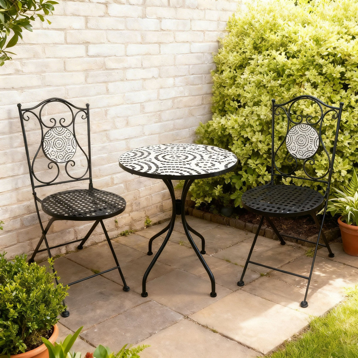 Carlton Black & White 3 Piece Mosaic Bistro Set
