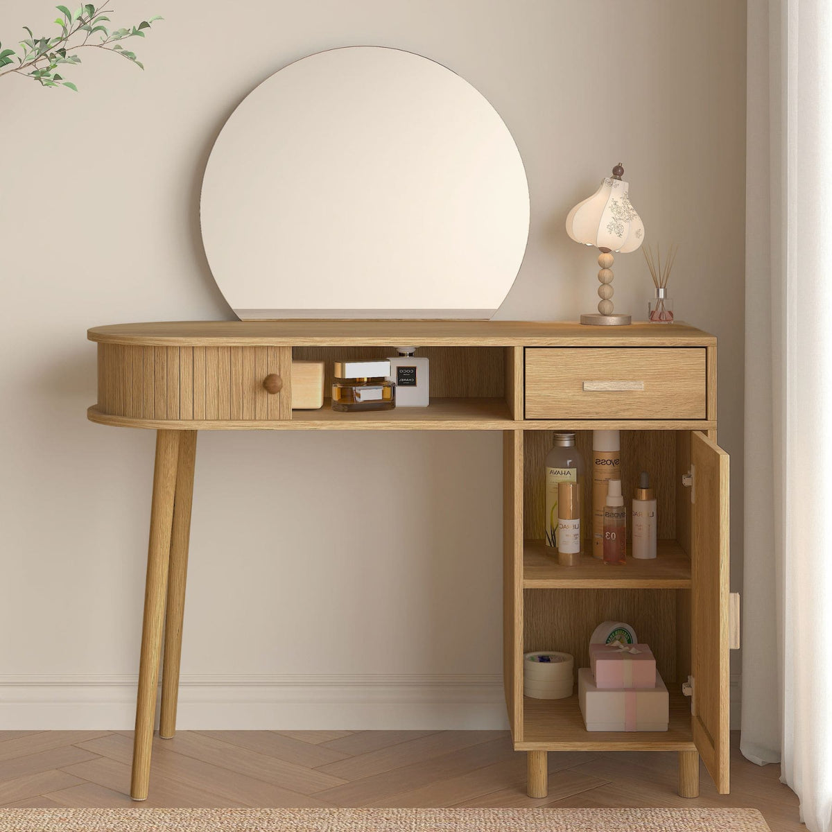 Helmston Dressing Table with Mirror